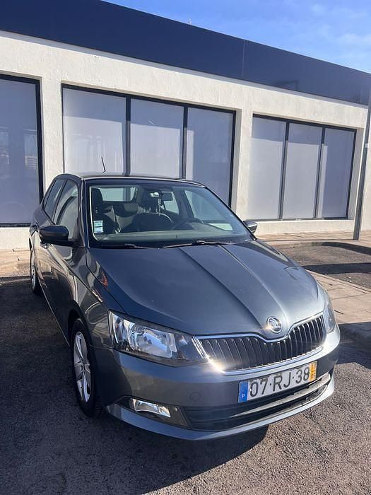 Usado 2016 Skoda Fabia Sedan | € 5.990 (Bom preço) - Imagem 1/4