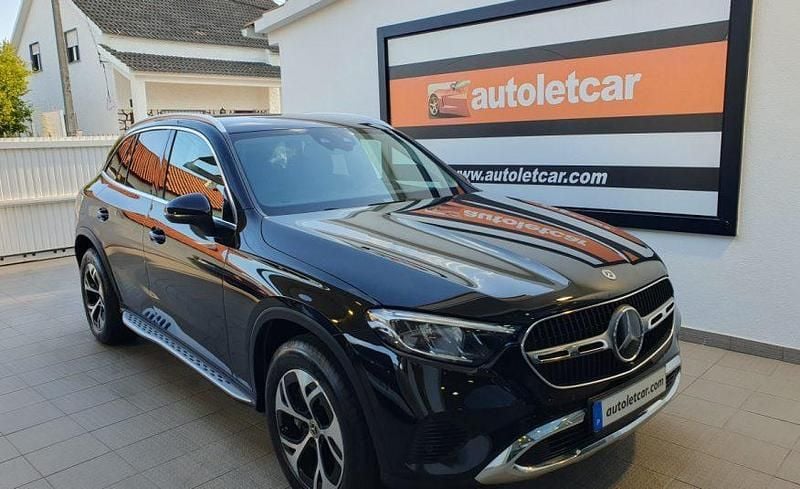 Preto Usado 2023 Mercedes GLC300 | € 53.900 - Imagem 1/4