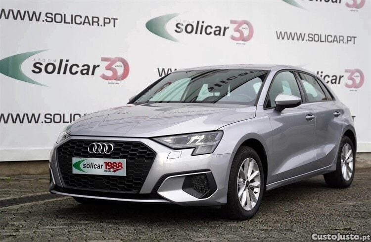 Cinza Usado 2023 Audi A3 Sportback Citadino | € 29.500 (Preço justo) - Imagem 1/1