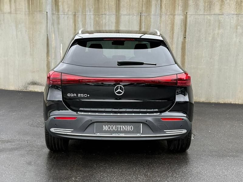 Usado Mercedes EQA250+ Edition 139 kW (190 HP) 2026 Preto SUV