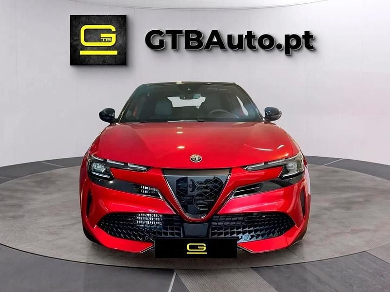 Vermelho Novo 2024 Alfa Romeo Junior SUV | € 37.900 - Imagem 1/4