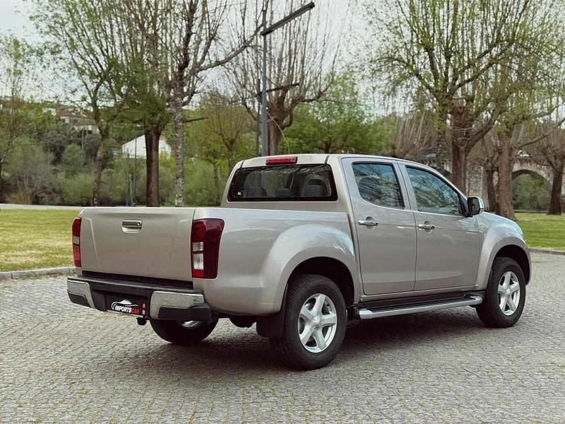 Usado Isuzu D-Max 163 HP (119 kW) 2017 Cinza Pickup
