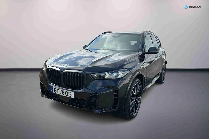 Preto Usado 2025 BMW X5 Comfort Edition SUV | € 121.300 - Imagem 1/4