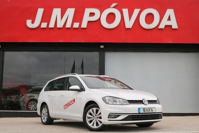 Usado VW Golf VII 115 HP (84 kW) 2019 Branco Carrinha