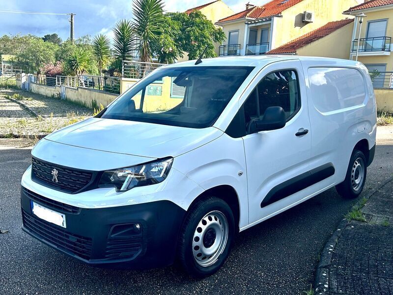 Branco Usado 2020 Peugeot Partner Monovolume | € 13.950 (Preço justo) - Imagem 1/4