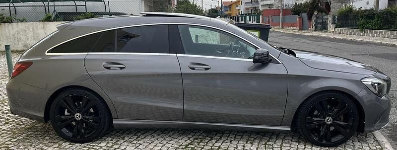 Usado Mercedes CLA180 109 HP (80 kW) 2017 Sedan