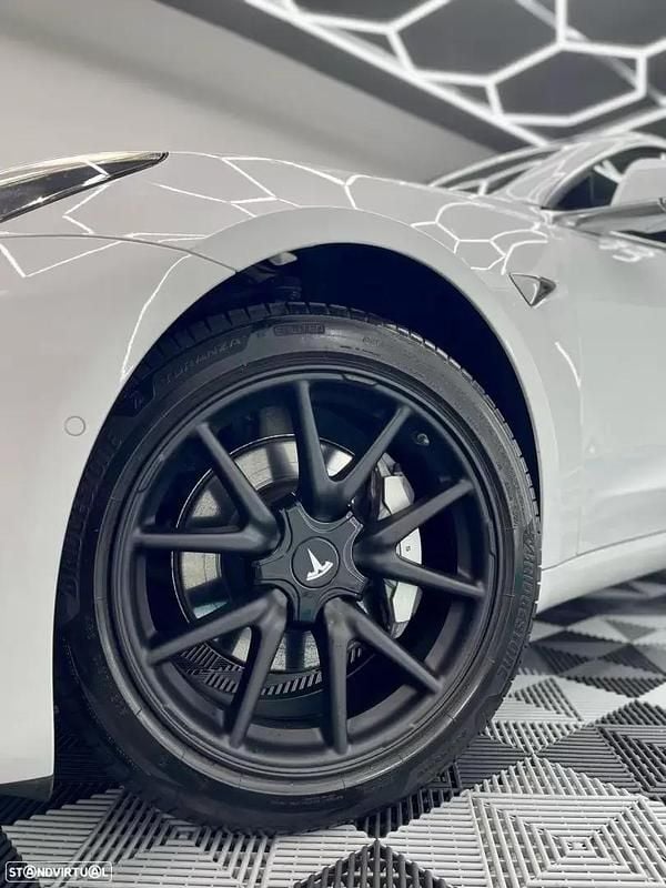 Usado Tesla Model 3 Standard Range 175 kW (238 HP) 2019 Branco Sedan