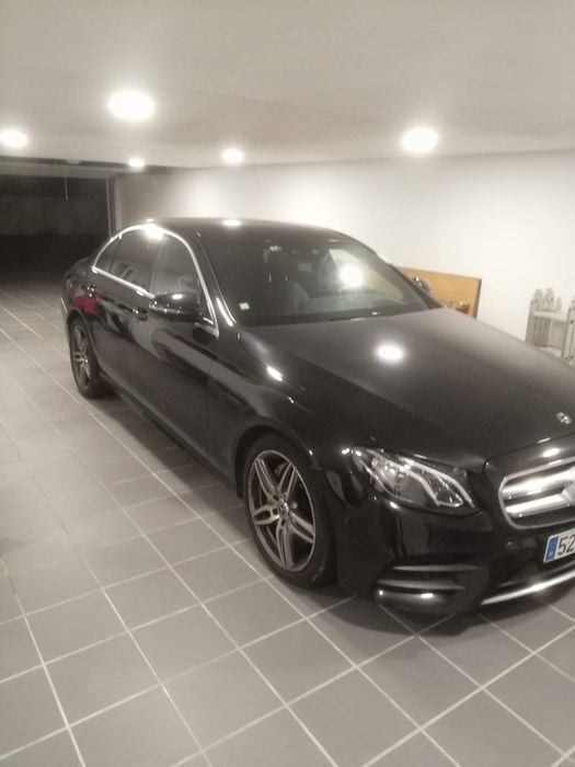 Usado 2017 Mercedes E220 AMG Sedan | € 29.000 (Bom preço) - Imagem 1/4