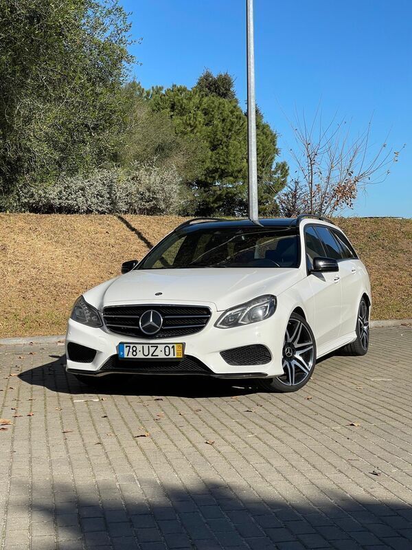 Branco Usado 2015 Mercedes E300 AMG line Carrinha | € 21.500 - Imagem 1/4