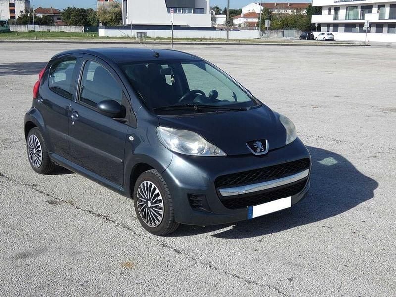 Usado 2009 Peugeot 107 Citadino | € 3.850 (Bom preço) - Imagem 1/4