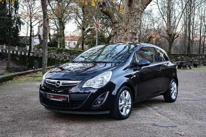 Preto Usado 2011 Opel Corsa Citadino | € 6.900 (Preço justo) - Imagem 1/4