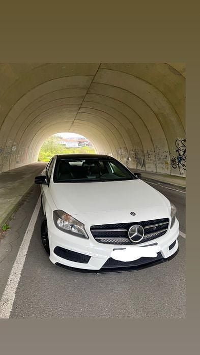 Usado 2013 Mercedes A180 AMG Sedan | € 13.750 (Preço justo) - Imagem 1/4