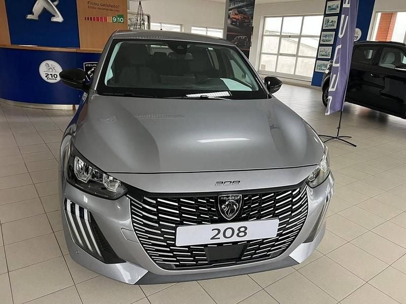 Usado Peugeot 208 136 HP (100 kW) 2025 Cinzento Citadino