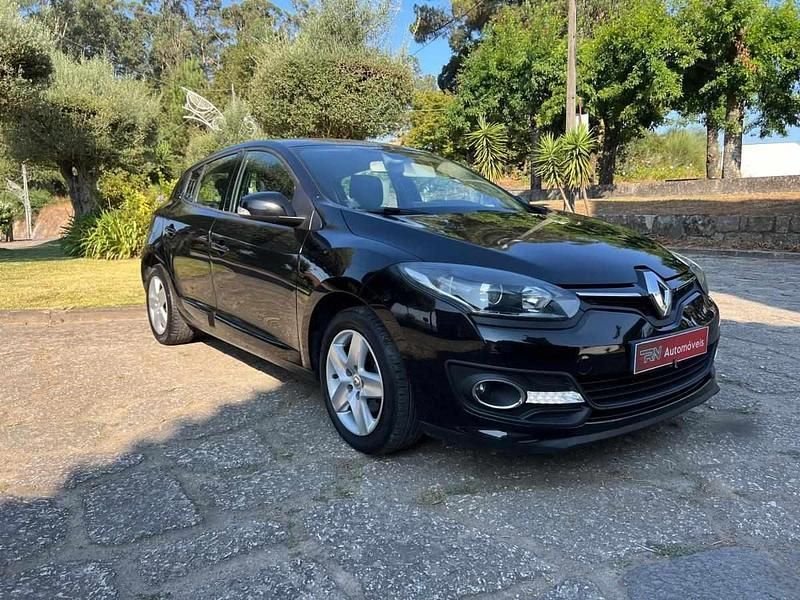Preto Usado 2015 Renault Mégane III | € 9.900 (Preço justo) - Imagem 1/4