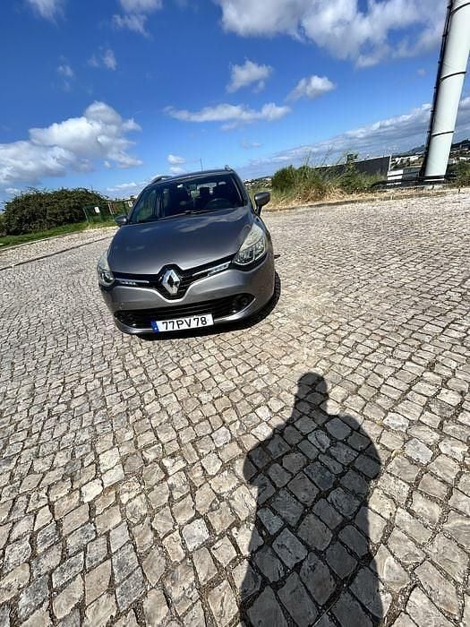 Usado 2015 Renault Clio IV Sedan | € 8.800 (Preço justo) - Imagem 1/4