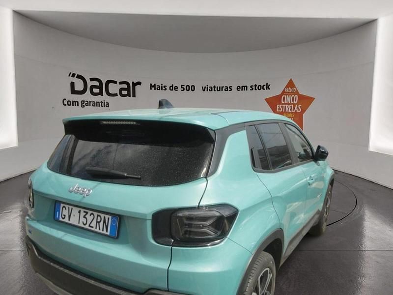 Usado Jeep Avenger EV Summit 114 kW (156 HP) 2024 Azul SUV