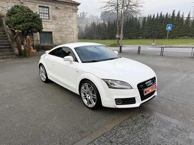 Usado Audi TT 160 HP (117 kW) 2011 Branco Coupé