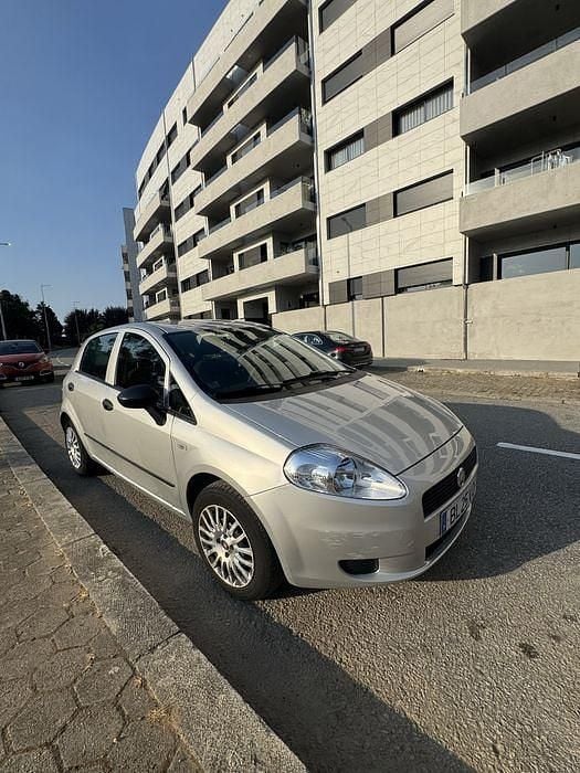 Usado 2011 Fiat Punto Citadino | € 6.000 (Preço justo) - Imagem 1/4