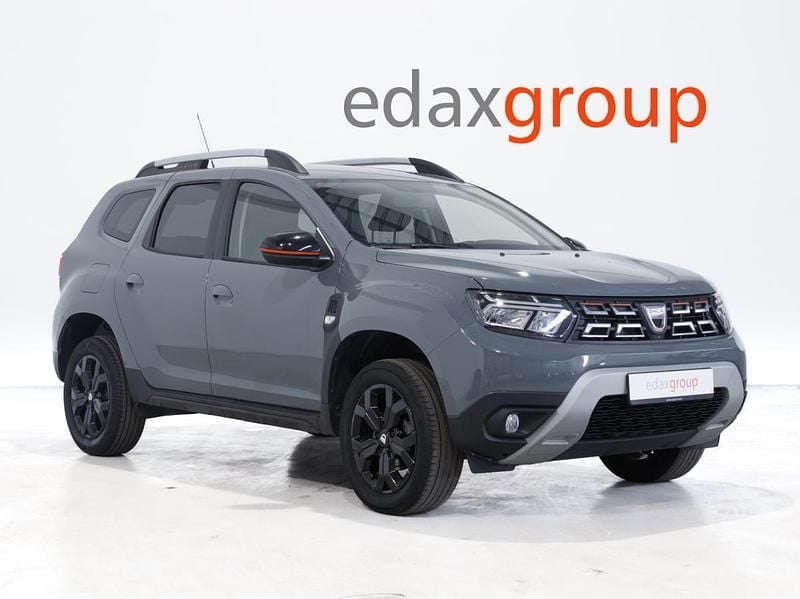 Cinzento Usado 2022 Dacia Duster | € 15.990 (Bom preço) - Imagem 1/4