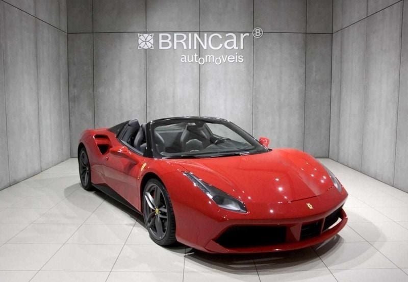 Vermelho Usado 2016 Ferrari 488 Cabrios | € 259.000 - Imagem 1/4