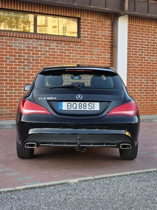 Usado Mercedes CLA180 Shooting Brake 109 HP (80 kW) 2016 Carrinha