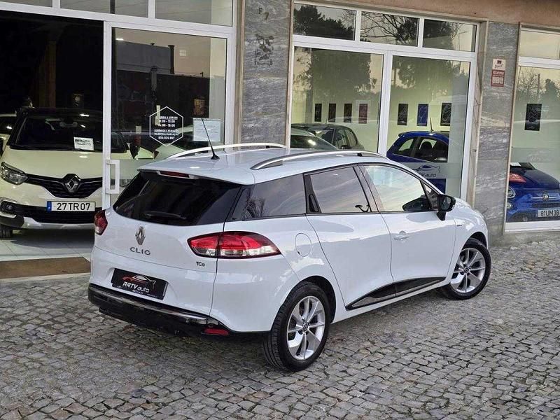 Usado Renault Clio IV 90 HP (66 kW) 2017 Branco Carrinha