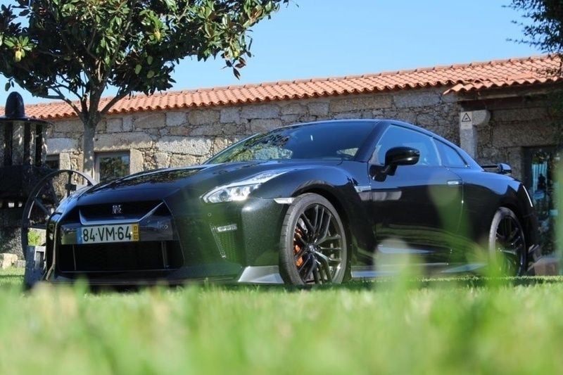 Nissan gtr r3