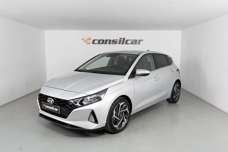 Cinza Usado 2022 Hyundai i20 Style Citadino | € 16.480 (Bom preço) - Imagem 1/4