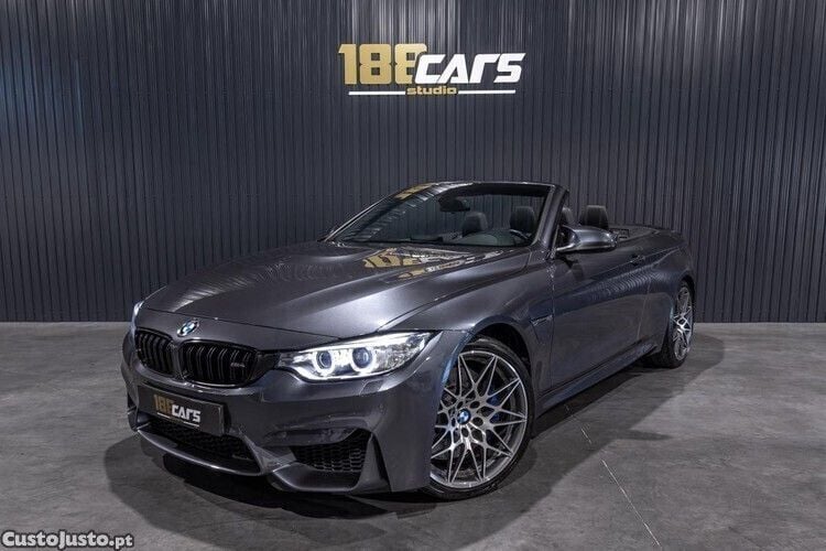 Cinza Usado 2015 BMW M4 Coupé | € 59.900 - Imagem 1/1