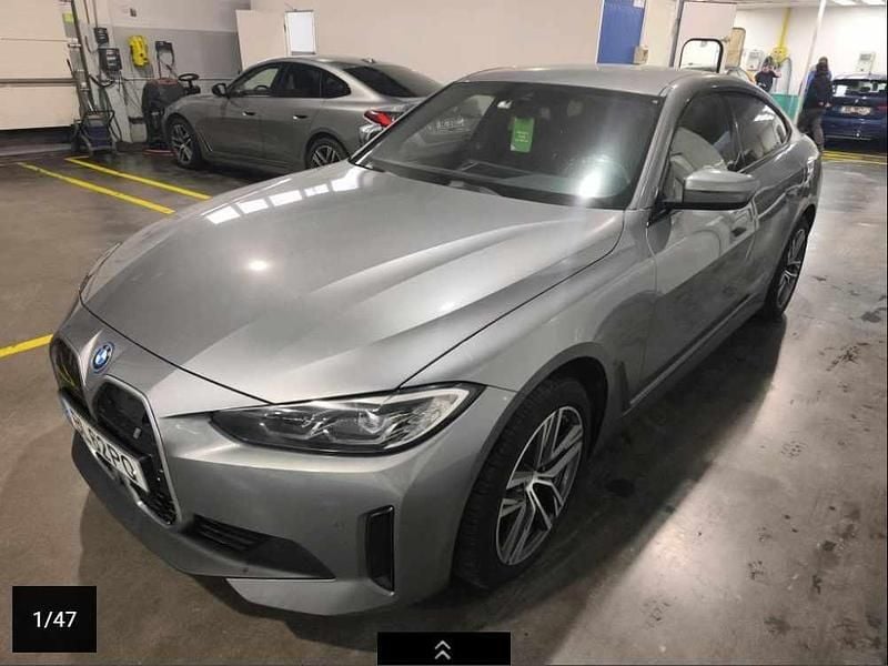 Usado BMW i4 210 kW (286 HP) 2024 Cinzento Sedan