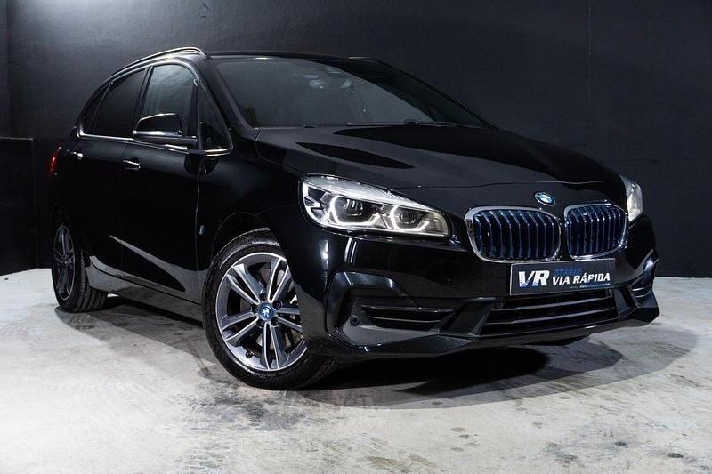 Usado BMW 225 Sport Line 224 HP (164 kW) 2019 Preto Carrinha