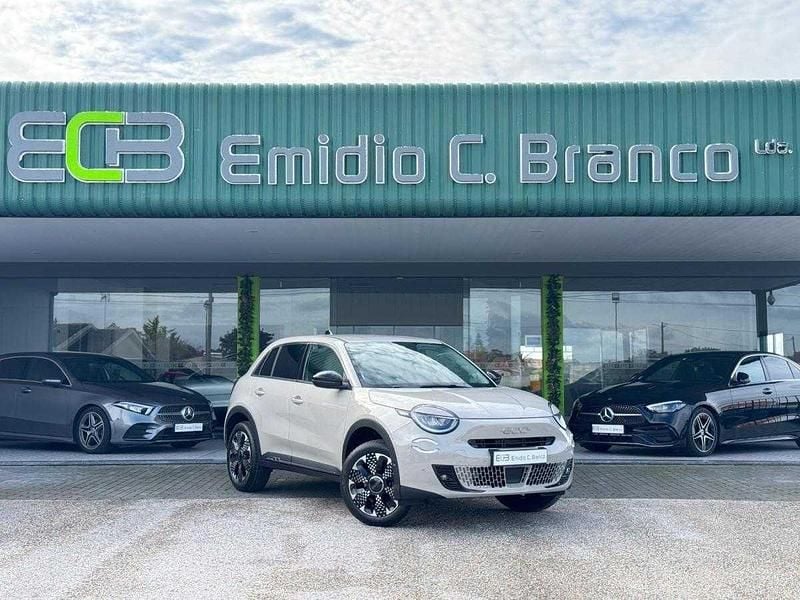 Outra Novo 2025 Fiat 600 | € 25.490 (Preço elevado) - Imagem 1/4