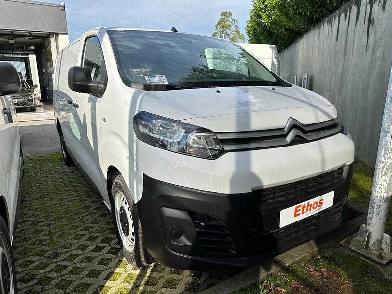 Usado Citroën Jumpy 145 HP (106 kW) 2024 Branco Monovolume