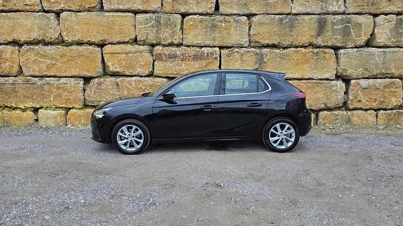 Usado Opel Corsa Elegance 100 HP (73 kW) 2022 Preto
