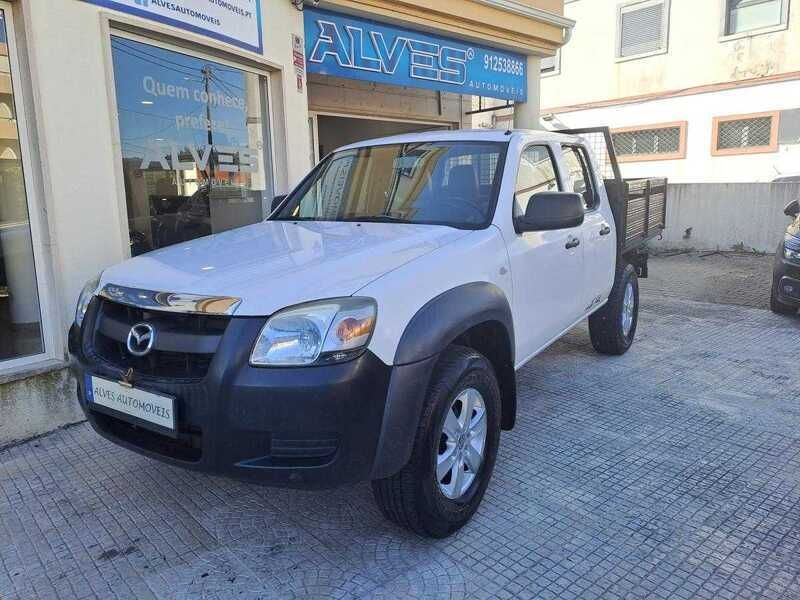 Branco Usado 2007 Mazda BT-50 Pickup | € 17.980 - Imagem 1/4