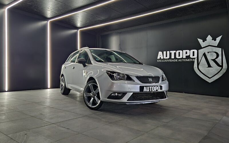 Cinza Usado 2015 Seat Ibiza ST Style Carrinha | € 8.900 (Preço justo) - Imagem 1/4