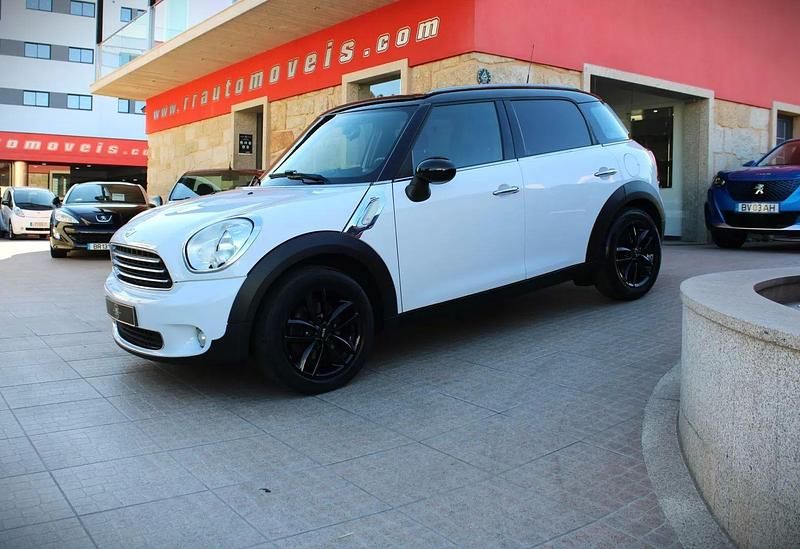 Branco Usado 2011 Mini Cooper D Countryman SUV | € 13.990 - Imagem 1/4