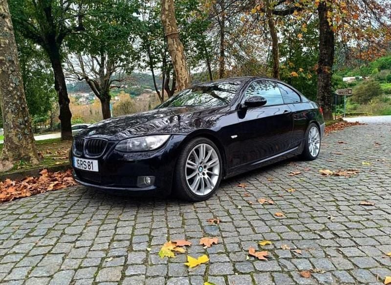 Preto Usado 2009 BMW 320 Coupé | € 10.950 (Bom preço) - Imagem 1/4