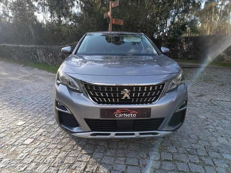 Usado Peugeot 3008 120 HP (88 kW) 2017 Cinzento SUV