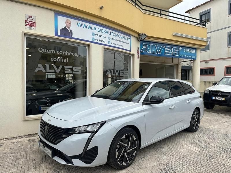 Branco Usado 2024 Peugeot 308 Allure Carrinha | € 24.980 (Bom preço) - Imagem 1/4