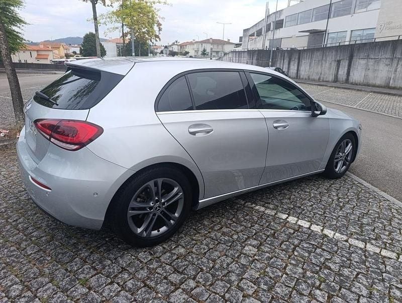 Usado Mercedes A180 120 HP (88 kW) 2019 Sedan