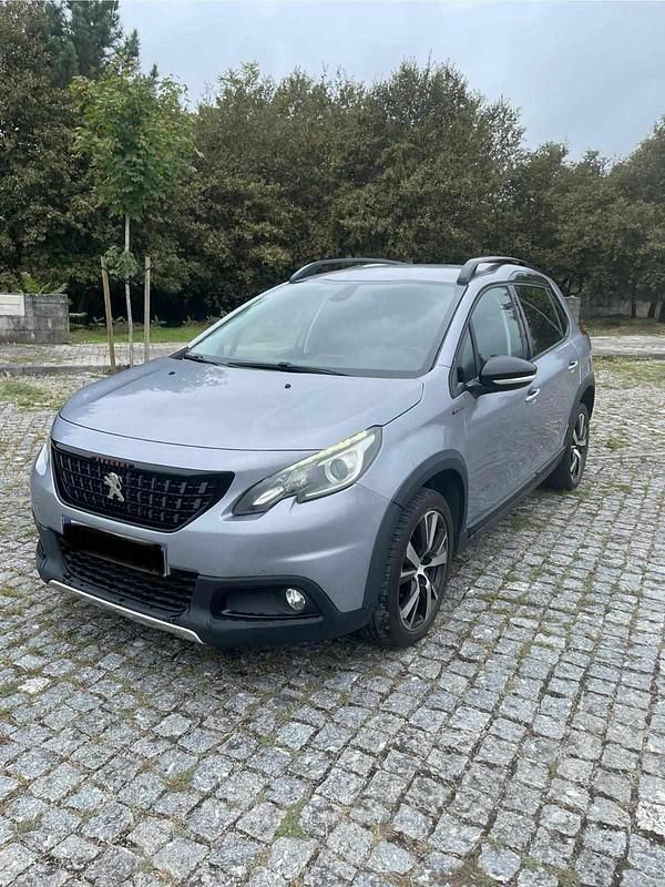 Usado Peugeot 2008 100 HP (73 kW) 2016 Cinzento SUV