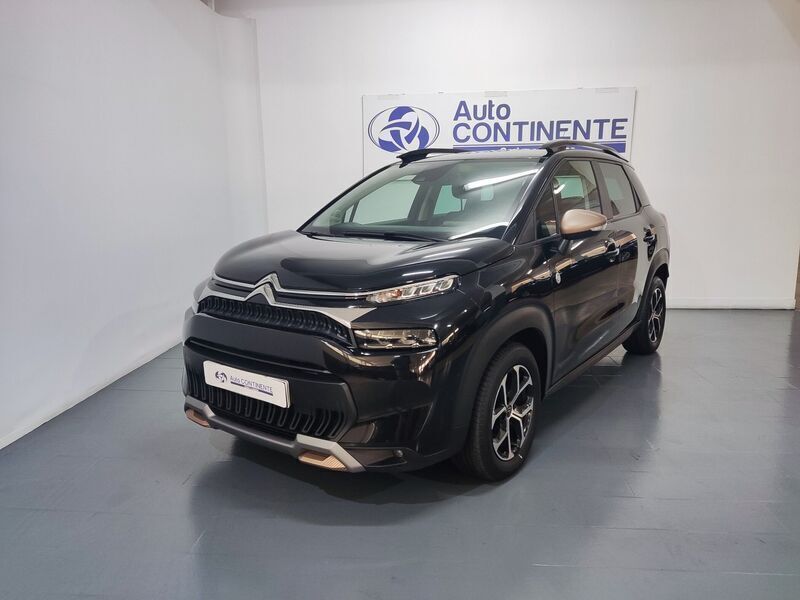 Preto Usado 2023 Citroën C3 PureTech Citadino | € 16.950 (Preço justo) - Imagem 1/4