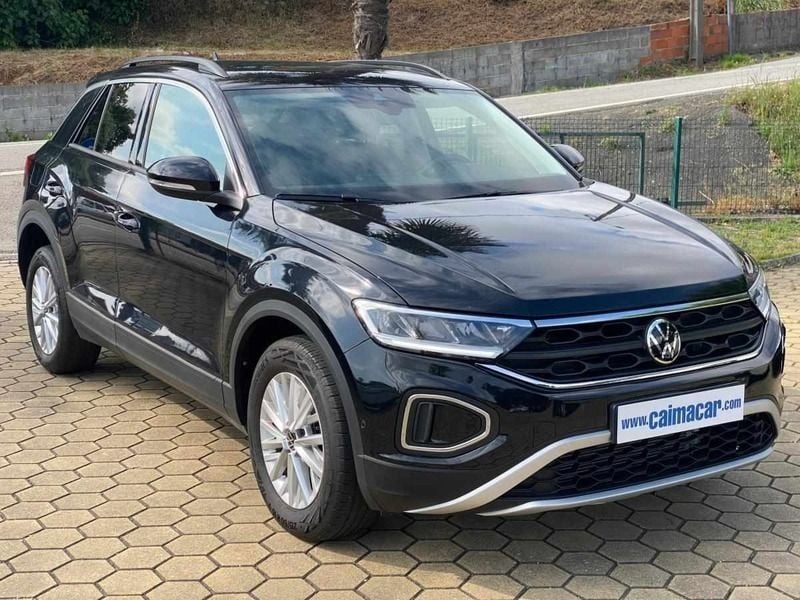 Preto Usado 2023 VW T-Roc SUV | € 22.250 (Preço justo) - Imagem 1/4