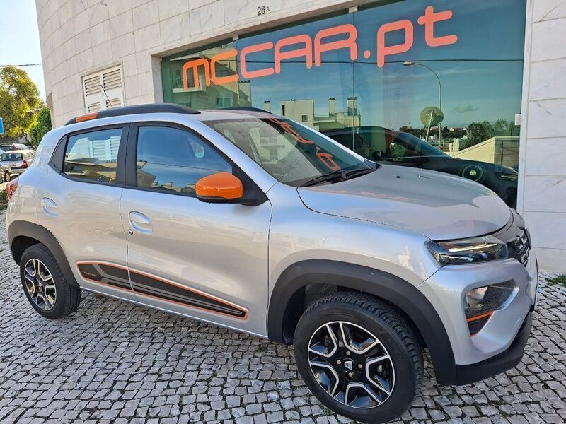 Cinza Usado 2021 Dacia Spring Comfort Plus Citadino | € 10.990 (Preço justo) - Imagem 1/4