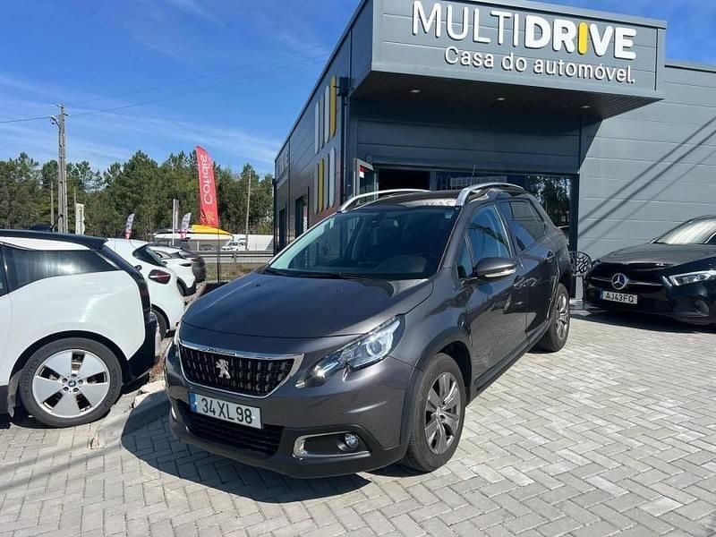 Cinza Usado 2019 Peugeot 2008 Active SUV | € 13.500 (Super Preço) - Imagem 1/4