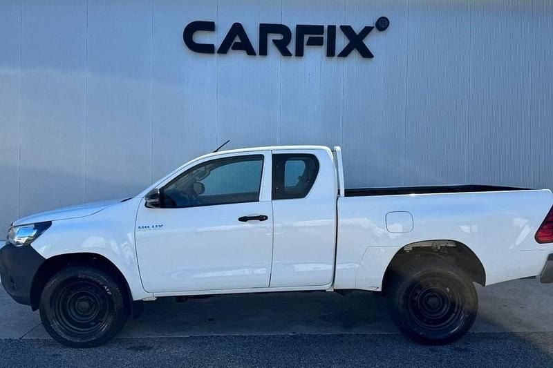 Branco Usado 2018 Toyota HiLux Pickup | € 24.999 (Preço justo) - Imagem 1/4
