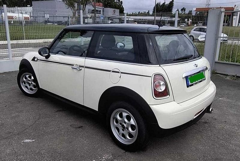 Usado Mini Cooper D Hatch 112 HP (82 kW) 2014 Citadino