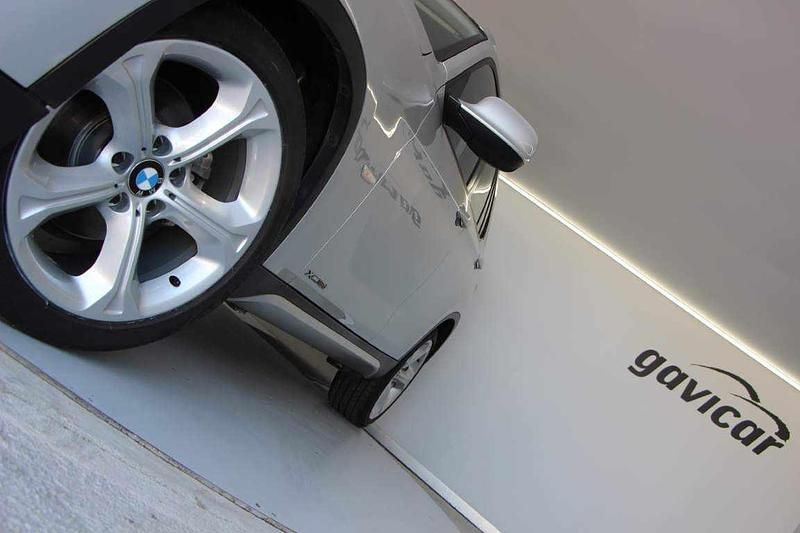 Usado BMW X1 143 HP (105 kW) 2012 Cinzento SUV