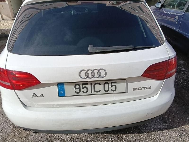 Usado Audi A4 Attraction 143 HP (105 kW) 2009 Carrinha